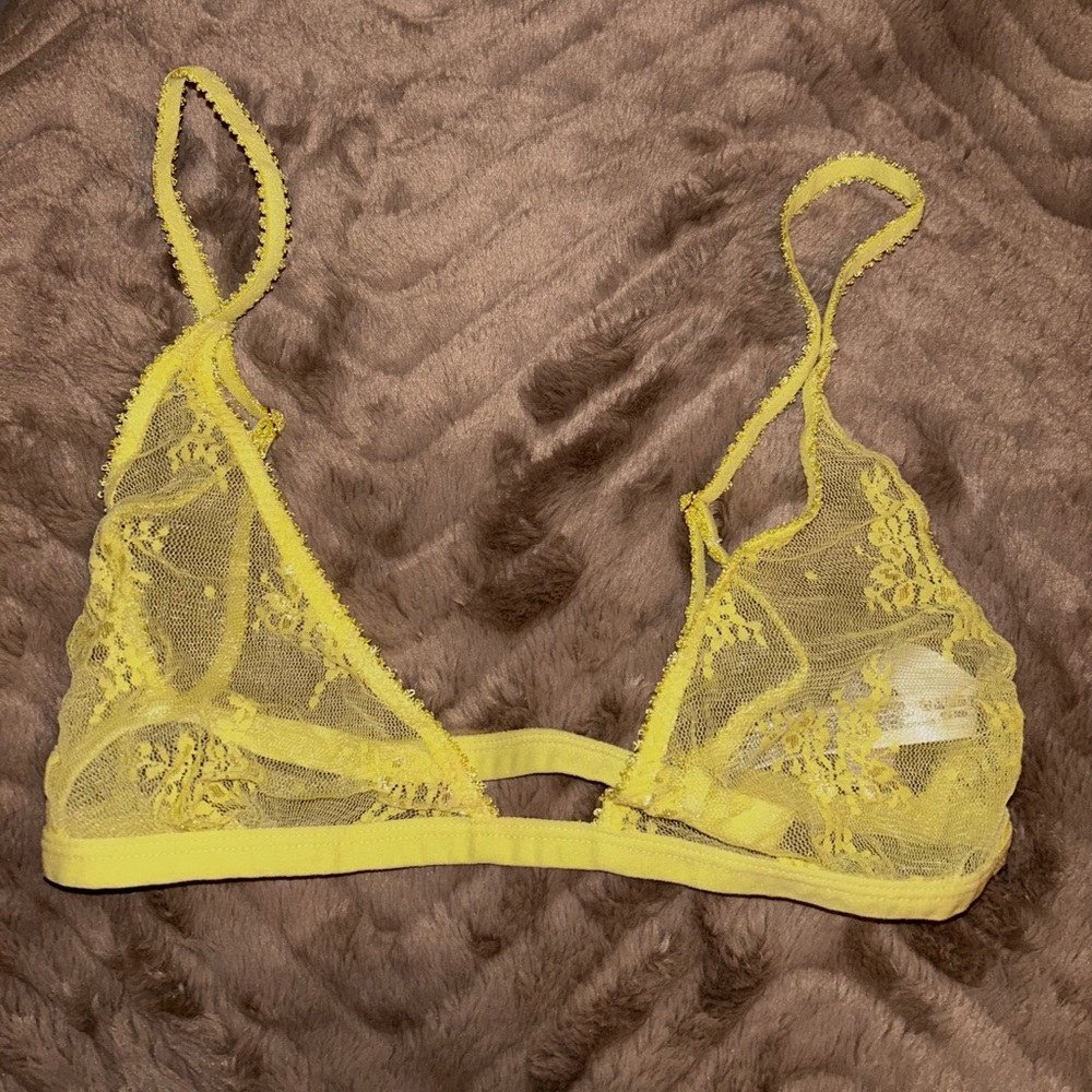 Women’s Lace Bralette